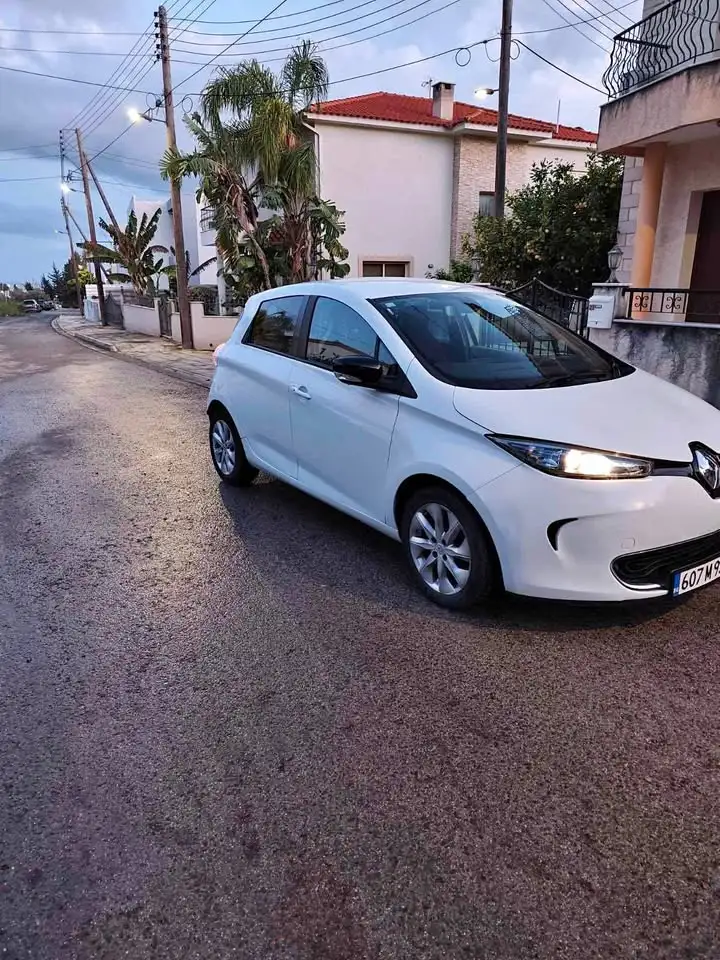 Renault ZOE 2015