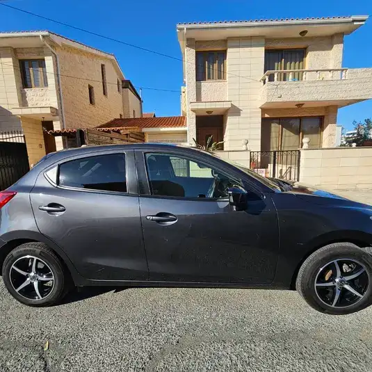 Mazda Demio 2016