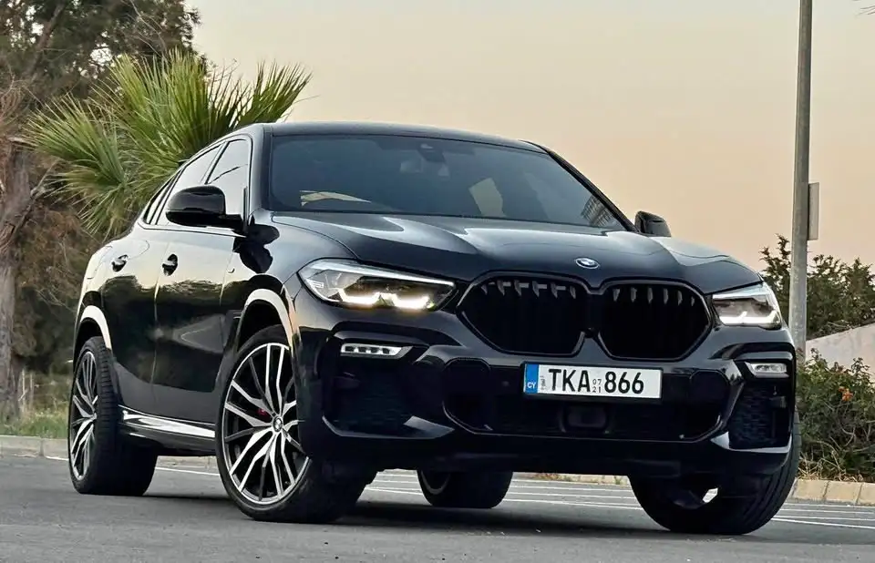 BMW X6 3,0L 2021