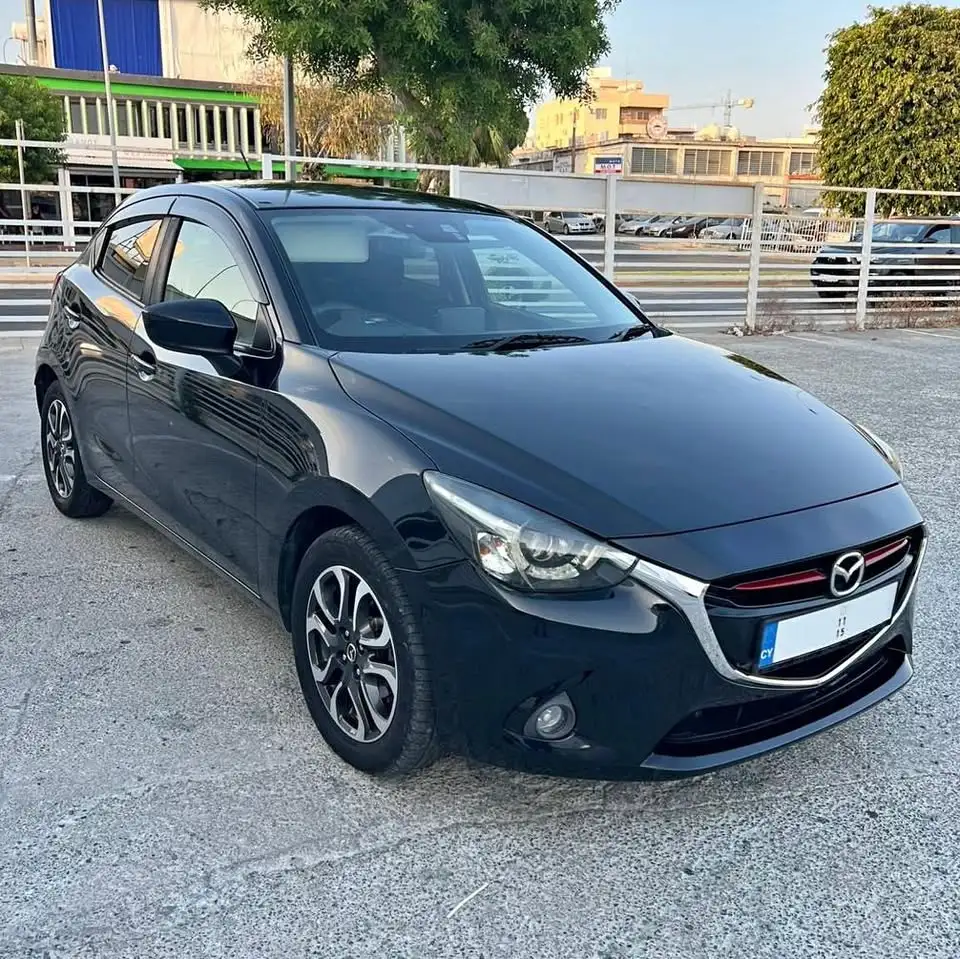 Mazda Demio 2015