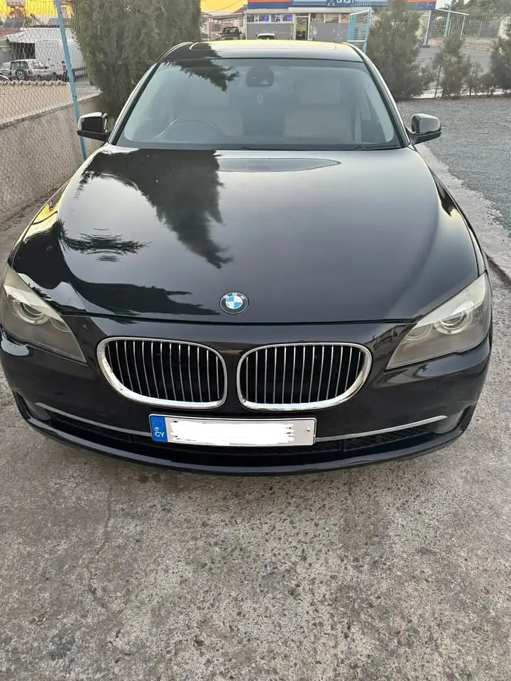 BMW 7 2,0L 2008