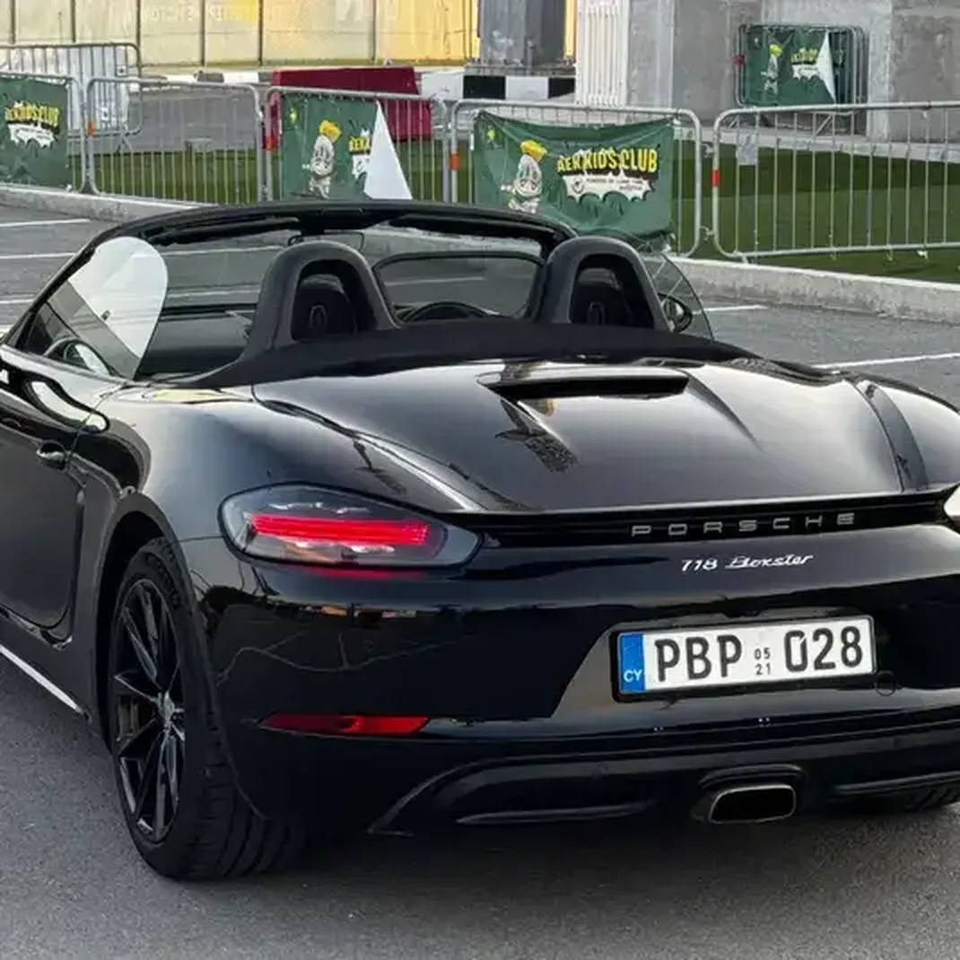 2021 Porsche 718 2,0L 2021 Cyprus