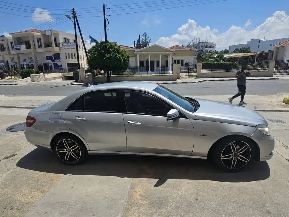 Mercedes E 2,0L 2010